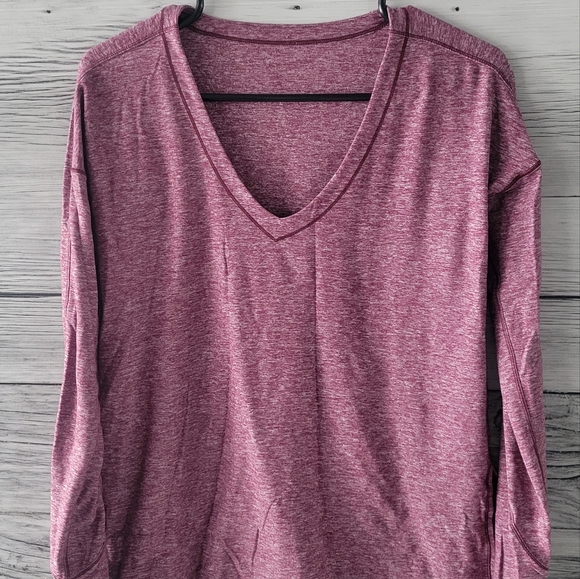 Lululemon long sleeve - Picture 1 of 3